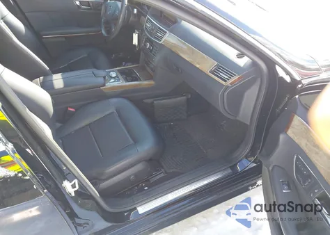 2011 Mercedes-Benz E 350 4Matic z USA, uszkodzony, nr VIN WDDHF8HB1BA431066